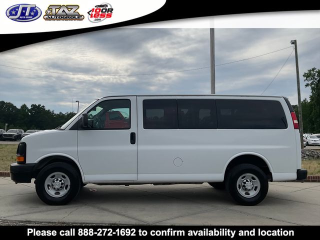 2015 Chevrolet Express 2500 LS photo 4