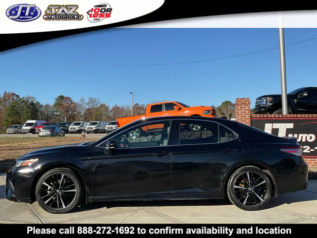 2019 Toyota Camry XSE photo 4