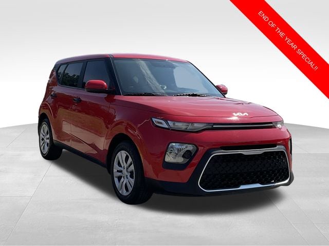 2022 Kia Soul LX's photo