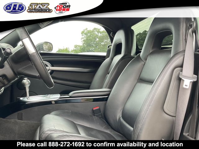 2003 Chevrolet SSR photo 2