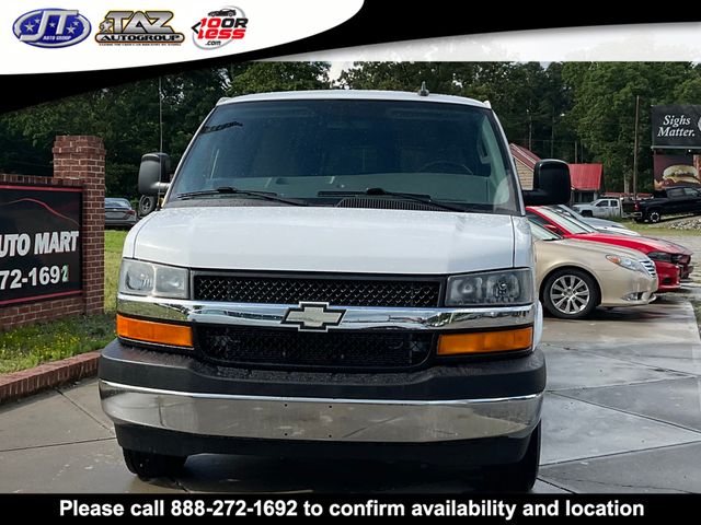 2017 Chevrolet Express 3500 LT Passenger Van photo 2