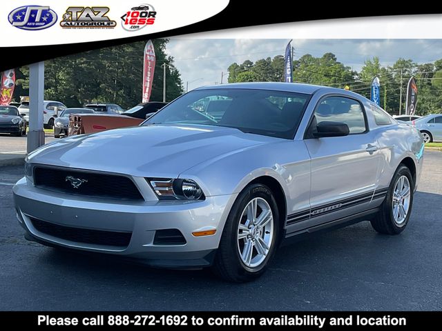 2012 Ford Mustang V6 photo 3