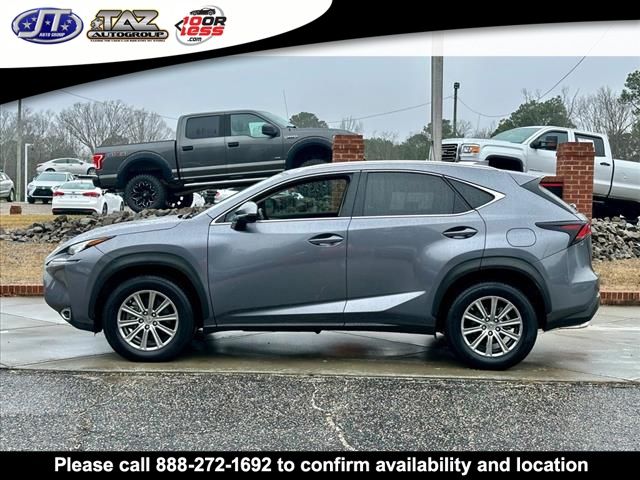 2017 Lexus NX 200t Luxury photo 3