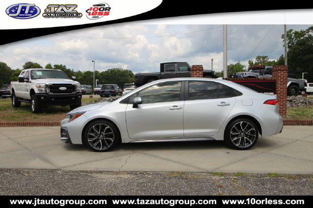 Used 2020 Toyota Corolla SE Sedan