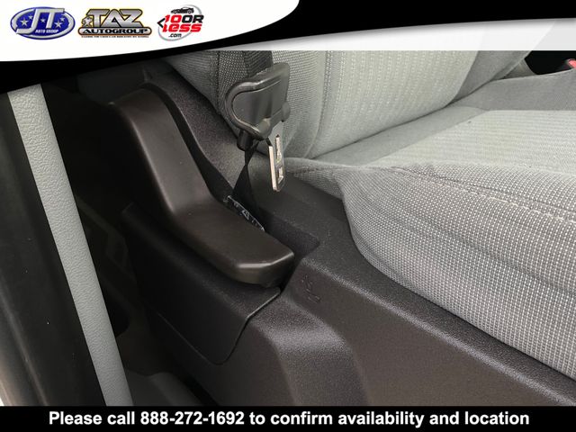 2015 Ford Transit XLT - Photo 15