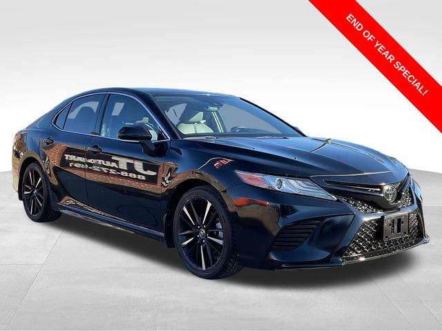 2019 Toyota Camry XSE's photo