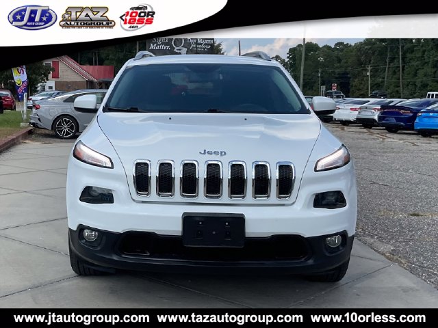 Used 2018 Jeep Cherokee Latitude FWD SUV