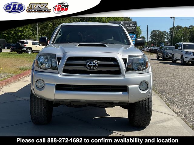 2010 Toyota Tacoma PreRunner V6 photo 2