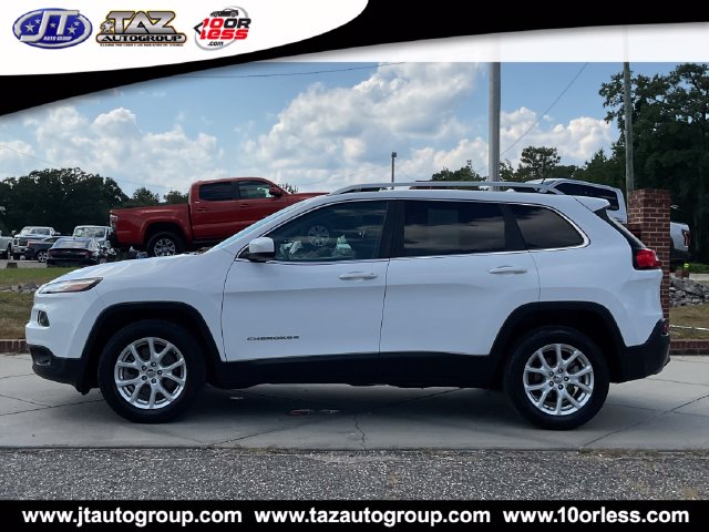 Used 2018 Jeep Cherokee Latitude FWD SUV
