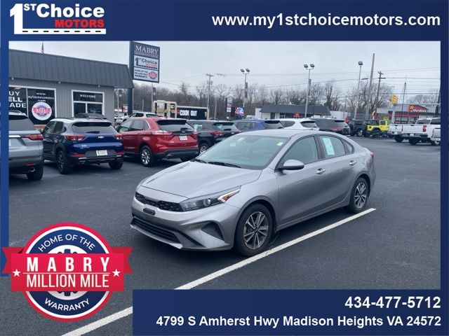 2023 Kia Forte LXS's photo