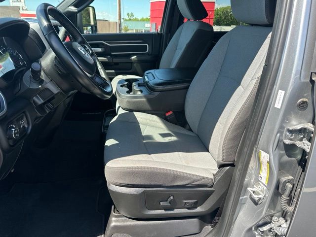 2024 RAM Ram 3500 Pickup Big Horn - Photo 11