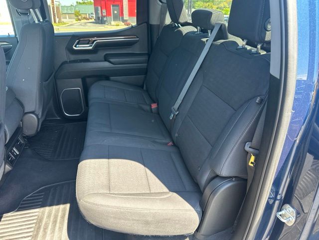 2023 Chevrolet Silverado 1500 LT - Photo 24