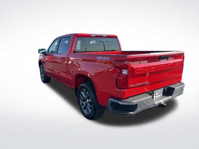 2023 Chevrolet Silverado 1500 LT photo 3