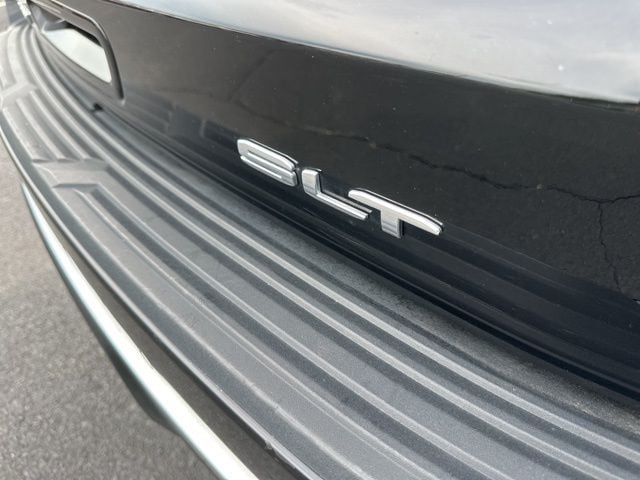 2024 GMC Yukon SLT - Photo 37
