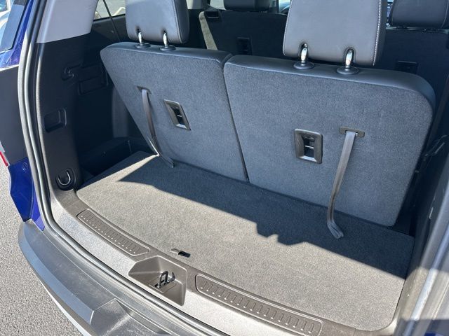 2023 GMC Acadia SLT - Photo 28