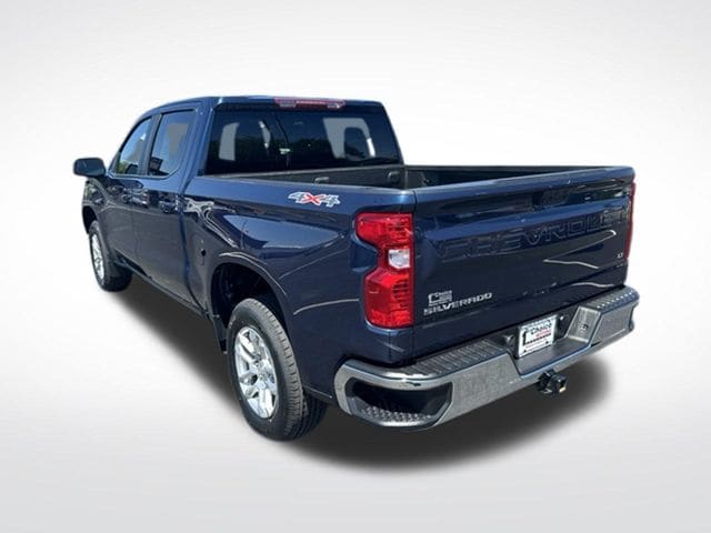 2023 Chevrolet Silverado 1500 LT - Photo 4