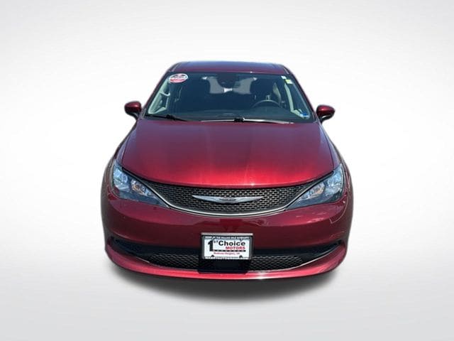 2023 Chrysler Voyager LX - Photo 8
