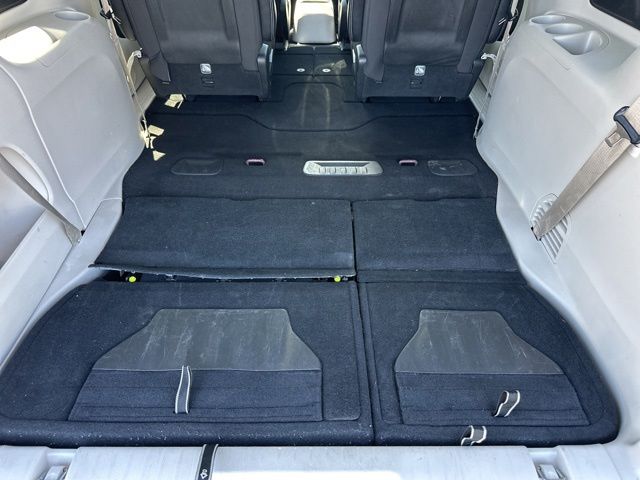 2023 Chrysler Voyager LX - Photo 29