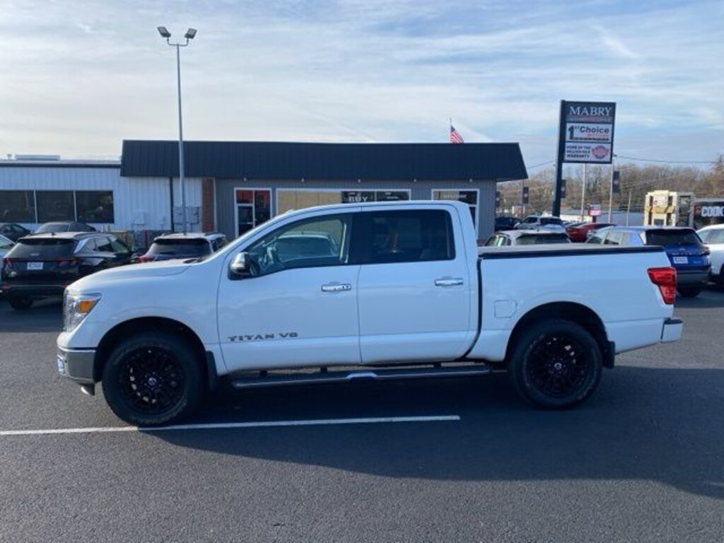 Used 2018 Nissan Titan SL Truck