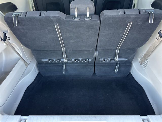 2023 Chrysler Voyager LX - Photo 28