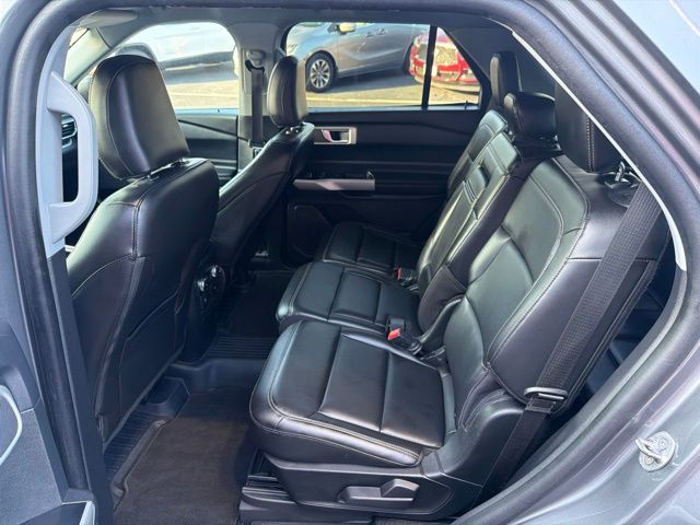 2022 Ford Explorer XLT - Photo 22