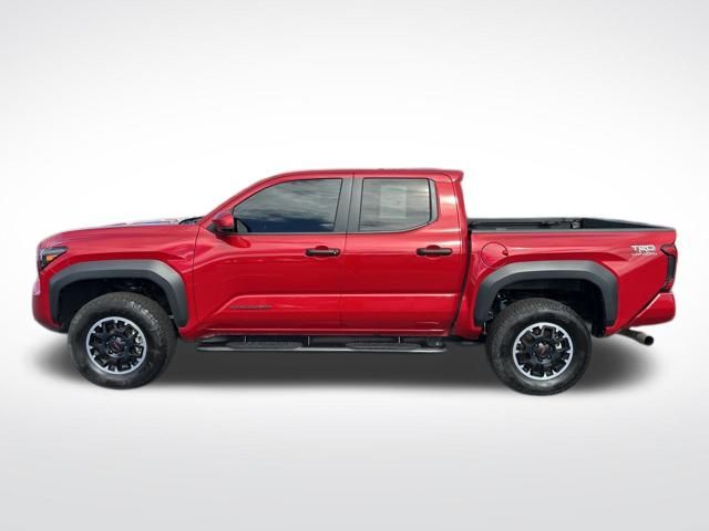 2024 Toyota Tacoma TRD Off-Road photo 2
