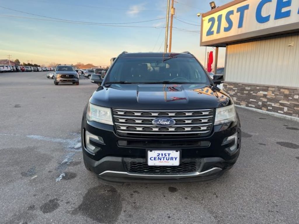 Used 2016 Ford Explorer XLT SUV