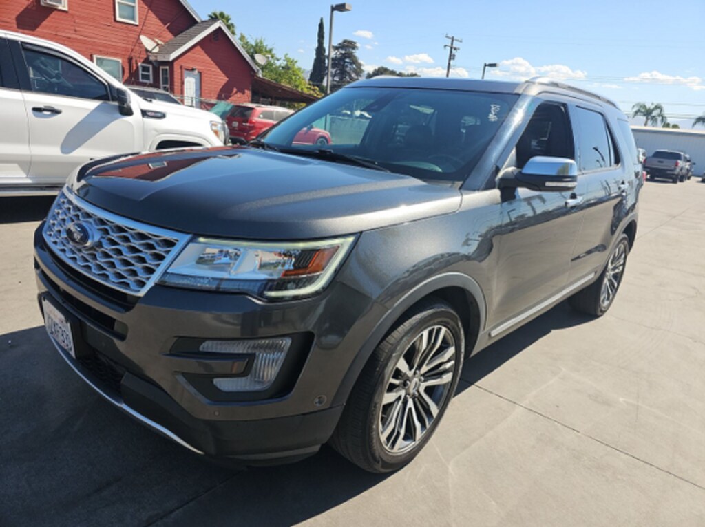 Used 2017 Ford Explorer Platinum SUV