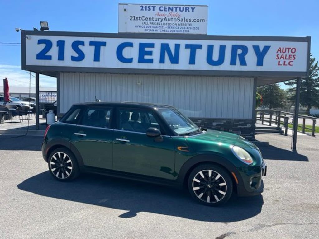 Used 2017 MINI Hardtop 4 Door Cooper Hatchback