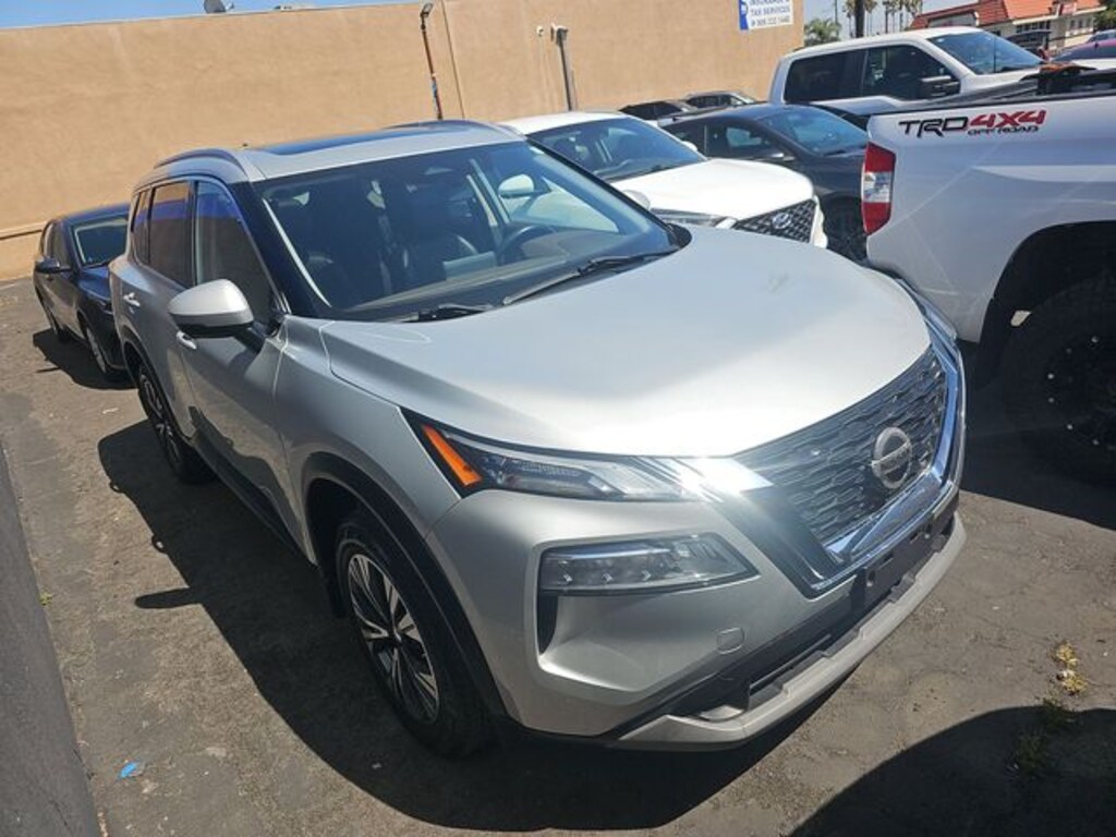 Used 2021 Nissan Rogue SV SUV