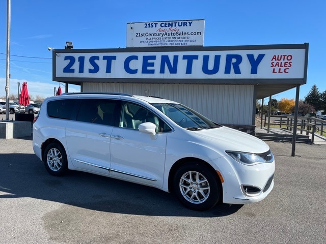 2020 Chrysler Pacifica Touring L