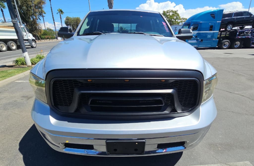 Used 2016 Ram 1500 SLT Truck Crew Cab