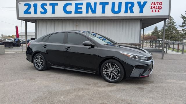 2024 Kia Forte GT-Line AT's photo