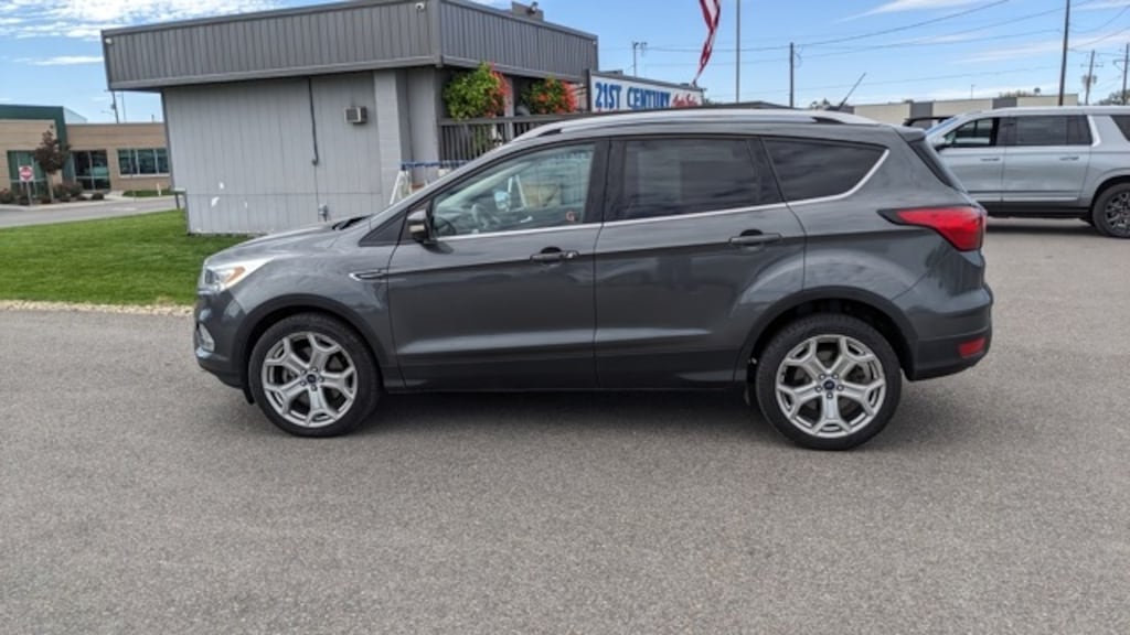 Used 2019 Ford Escape Titanium SUV