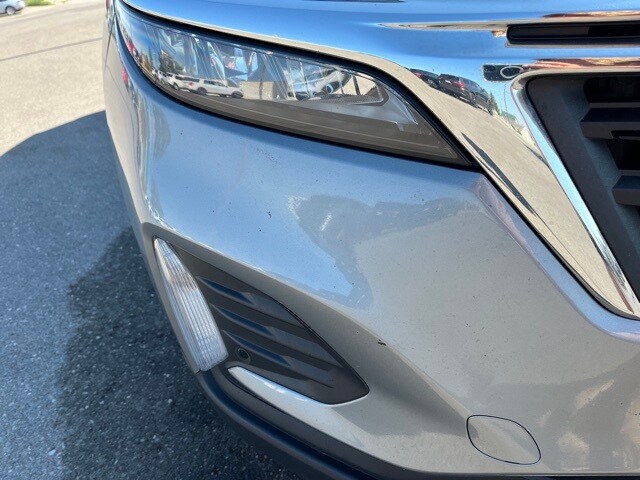 2023 Chevrolet Equinox LT photo 2