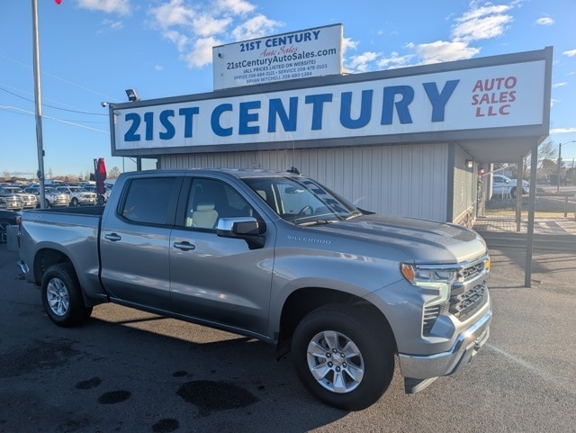 2025 Chevrolet Silverado 1500 LT's photo