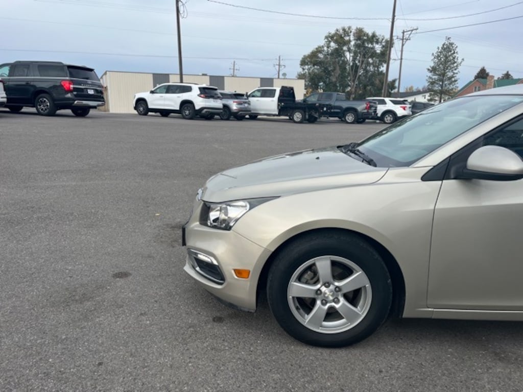 Used 2016 Chevrolet Cruze Limited 1LT Auto Sedan