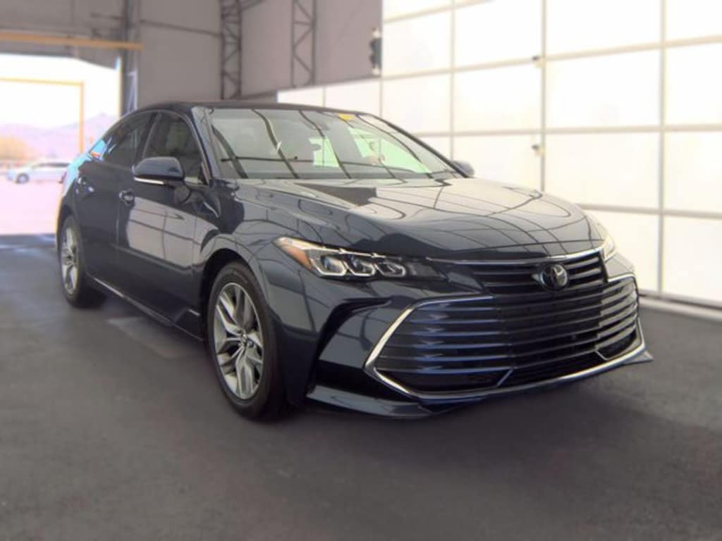 Used 2019 Toyota Avalon XLE Sedan