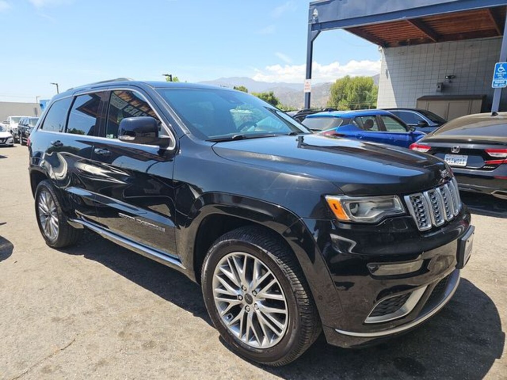 Used 2017 Jeep Grand Cherokee Summit 4x4 SUV