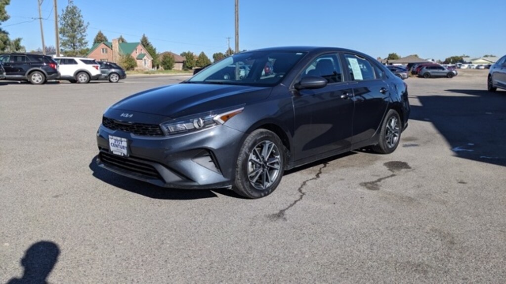 Used 2024 Kia Forte LXS Sedan