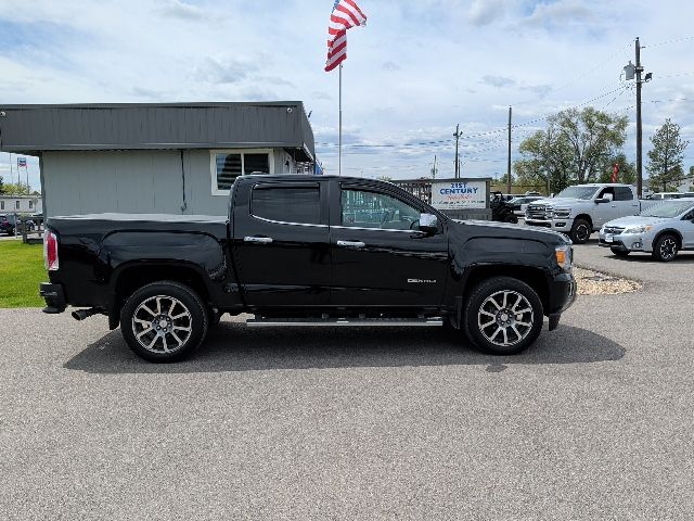 2019 GMC Canyon Denali 4x4 Crew Cab Short Box's photo