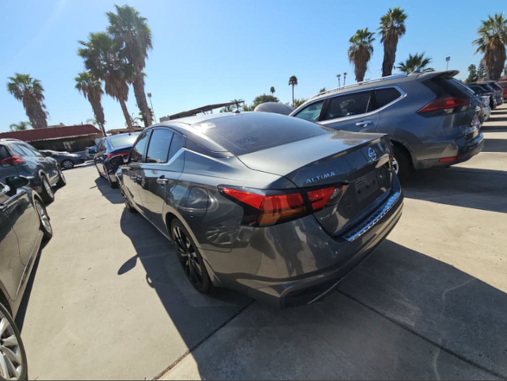 Used 2019 Nissan Altima 2.5 SR Sedan