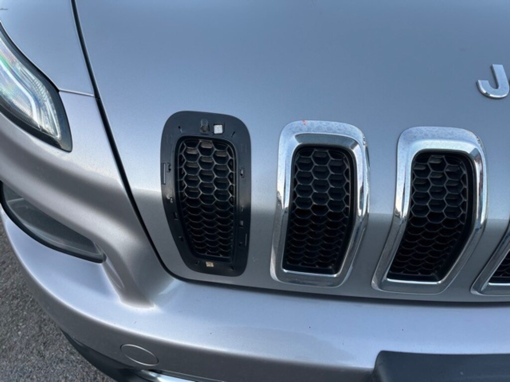 Used 2014 Jeep Cherokee Limited 4x4 SUV