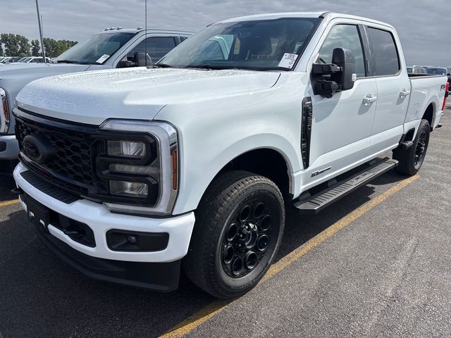 2026 Ford F-350 Lariat 4x4 Crew Cab 160 in SRW's photo