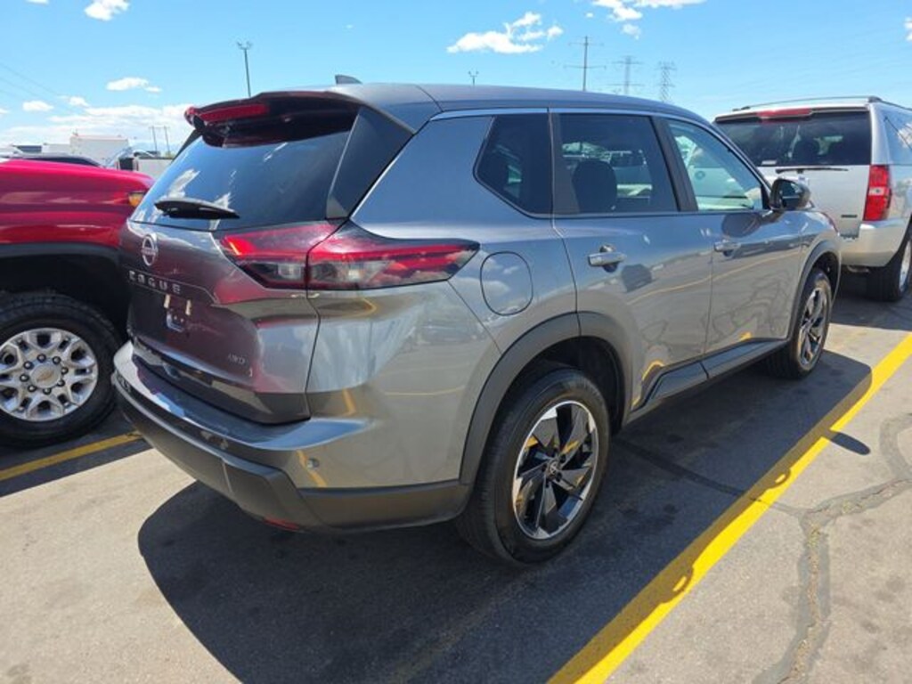 Used 2025 Nissan Rogue SV SUV