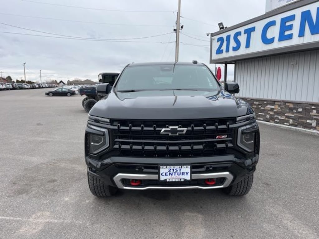 Used 2025 Chevrolet Suburban Z71 SUV