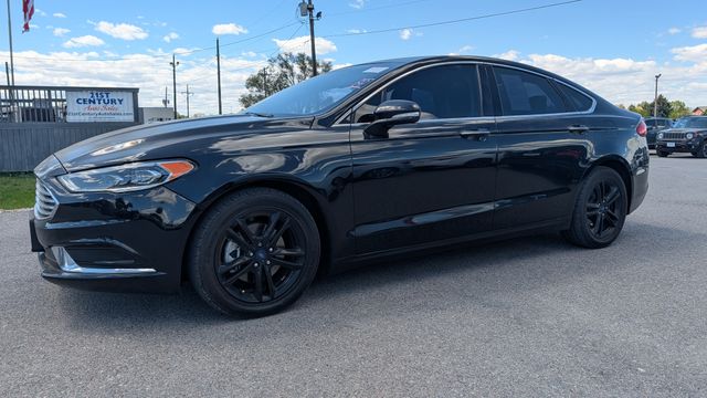 2018 Ford Fusion SE FWD's photo