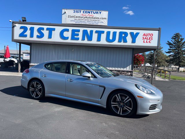  Porsche Panamera