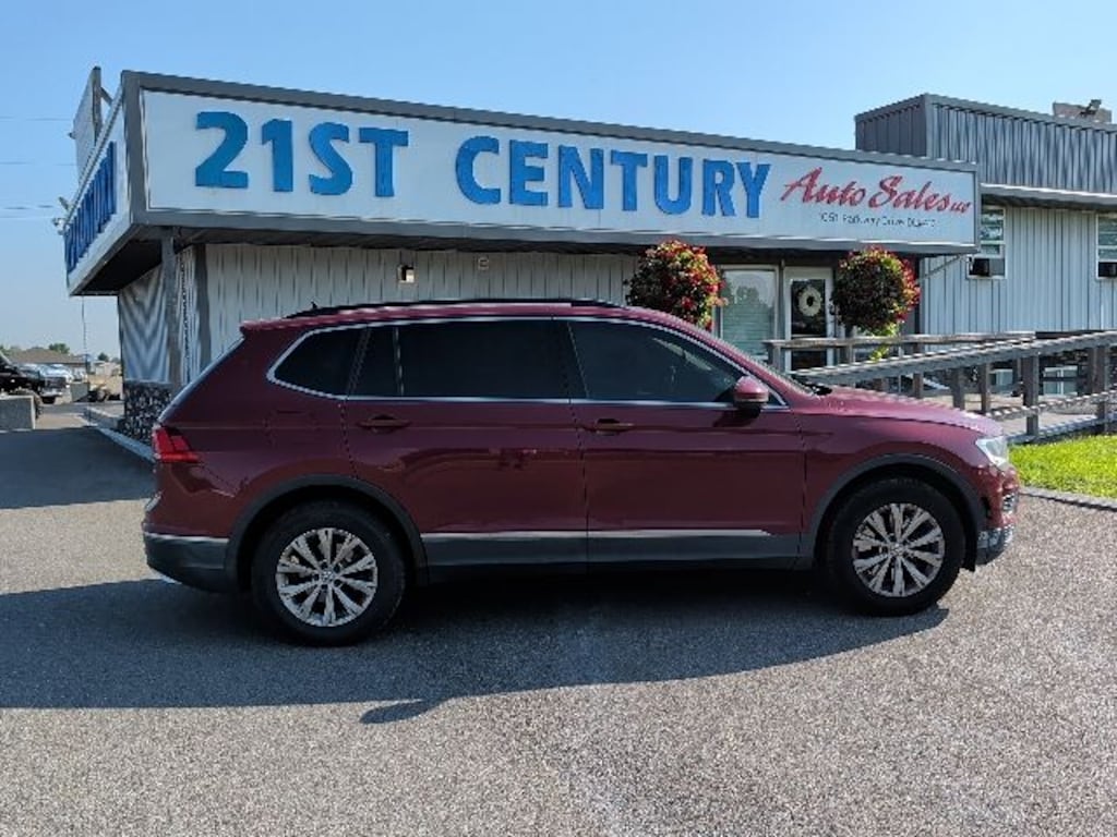 Used 2018 Volkswagen Tiguan 2.0T SE 4MOTION SUV