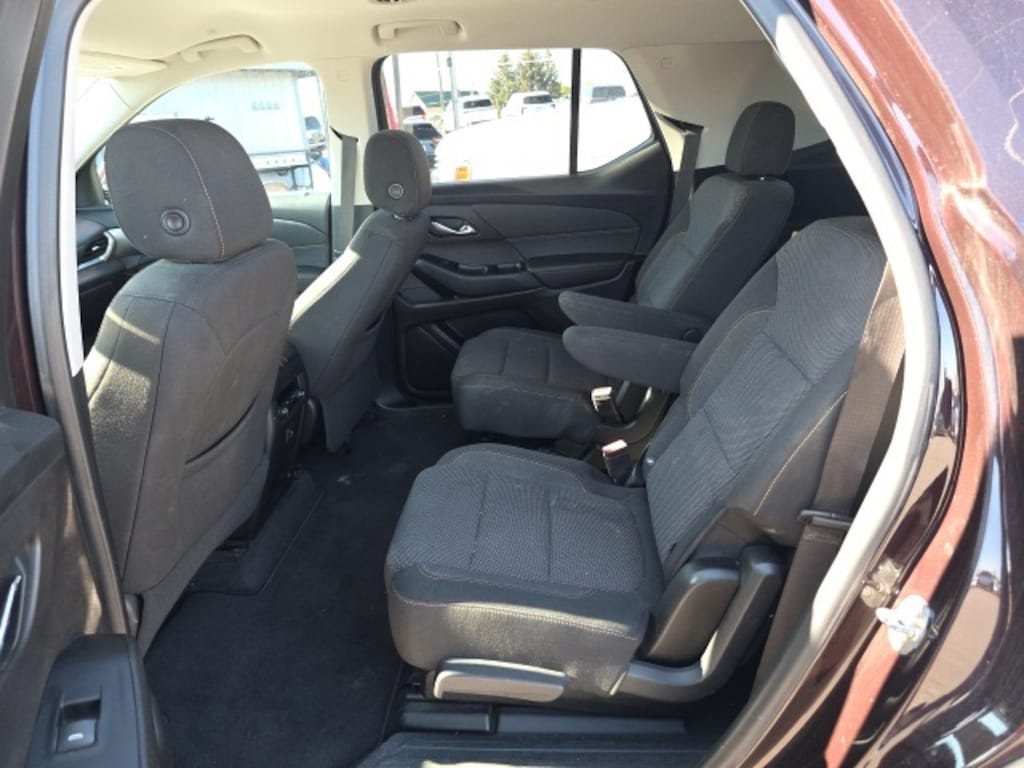 Used 2020 Chevrolet Traverse LT Cloth w/1LT SUV